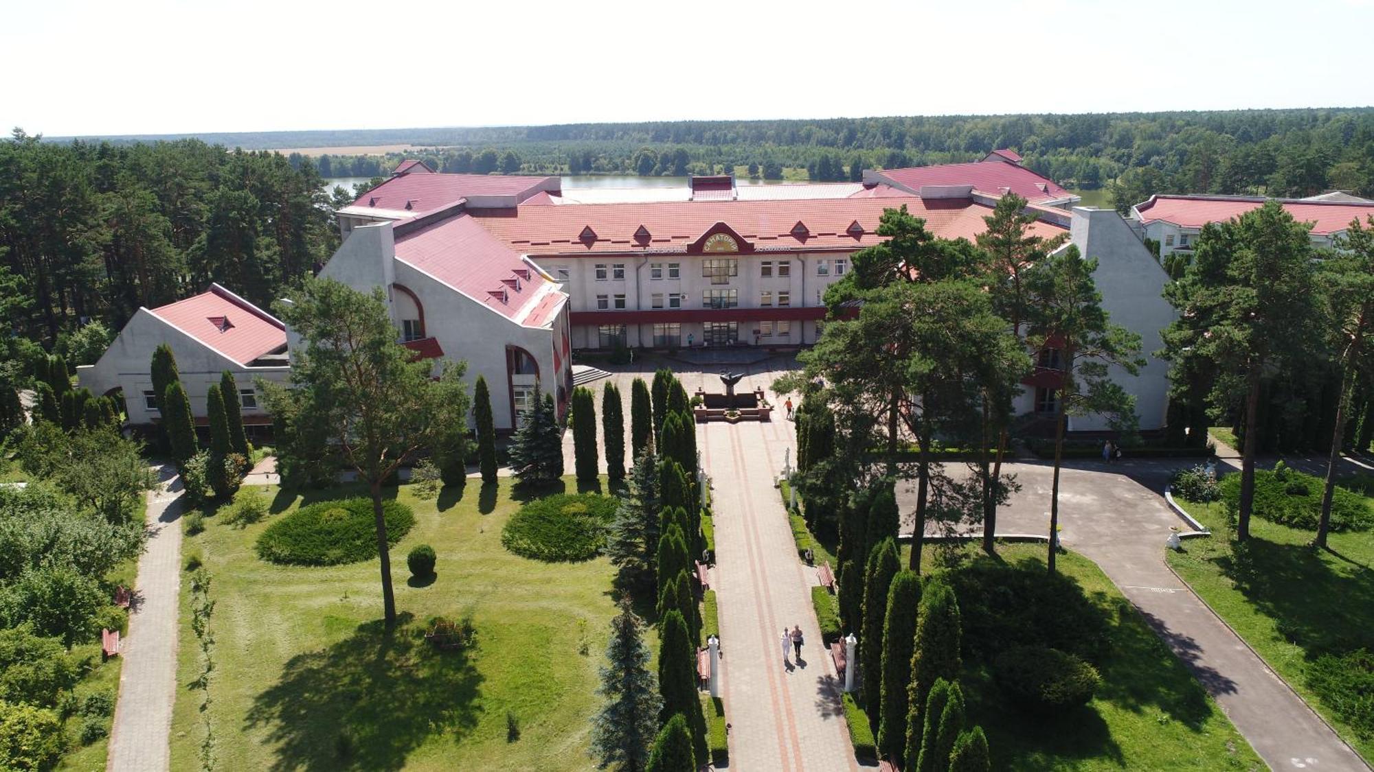 Санаторій Червона Калина Zhobryn Exterior foto