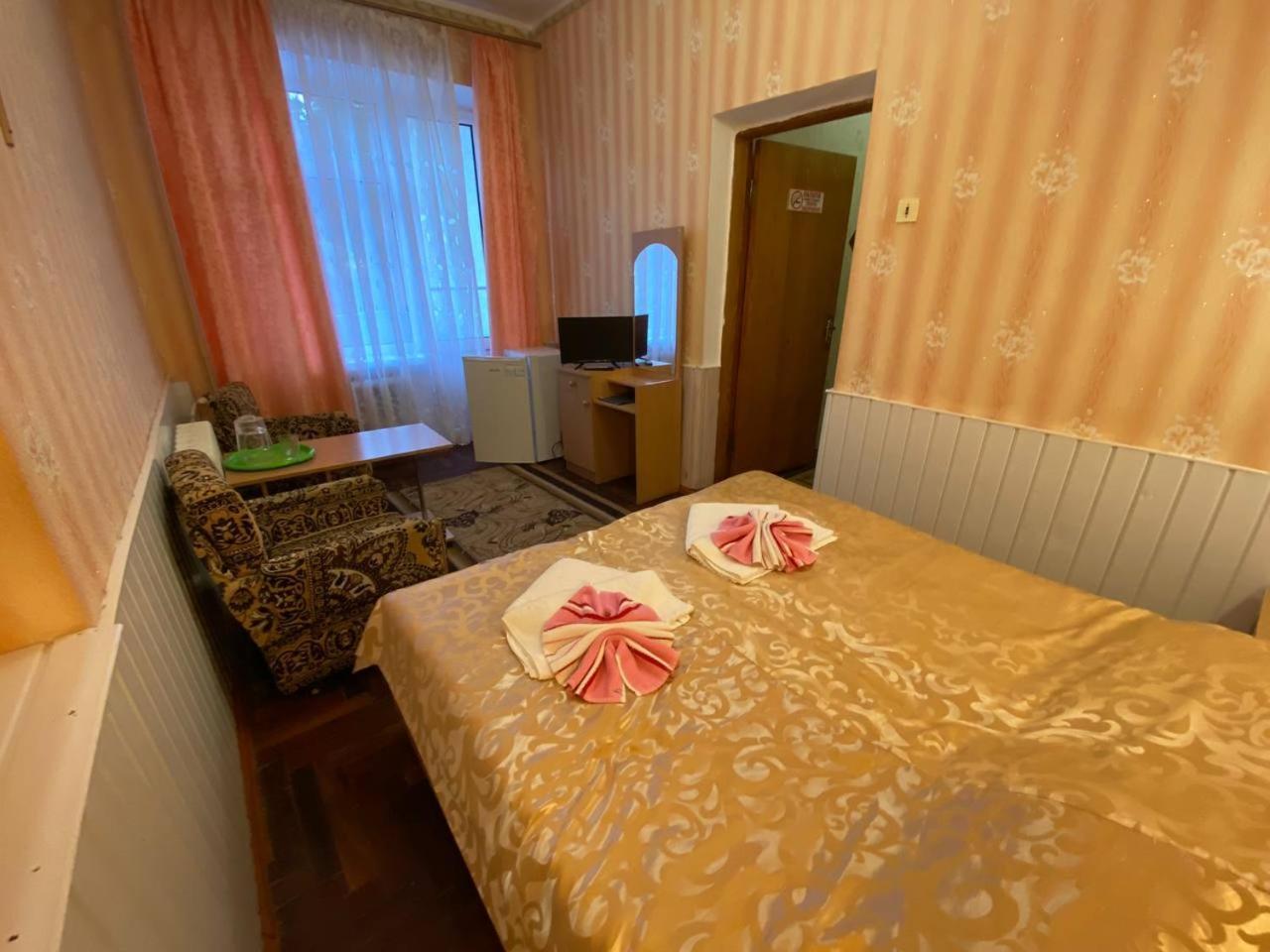 Санаторій Червона Калина Zhobryn Exterior foto