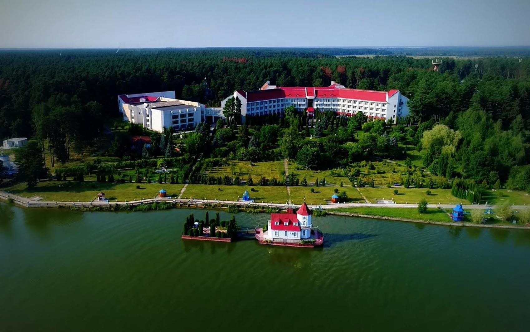 Санаторій Червона Калина Zhobryn Exterior foto